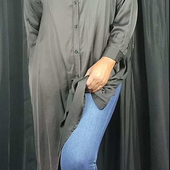 Oversized Maxi Top/Dress with Grommets - Picture 6 of 8